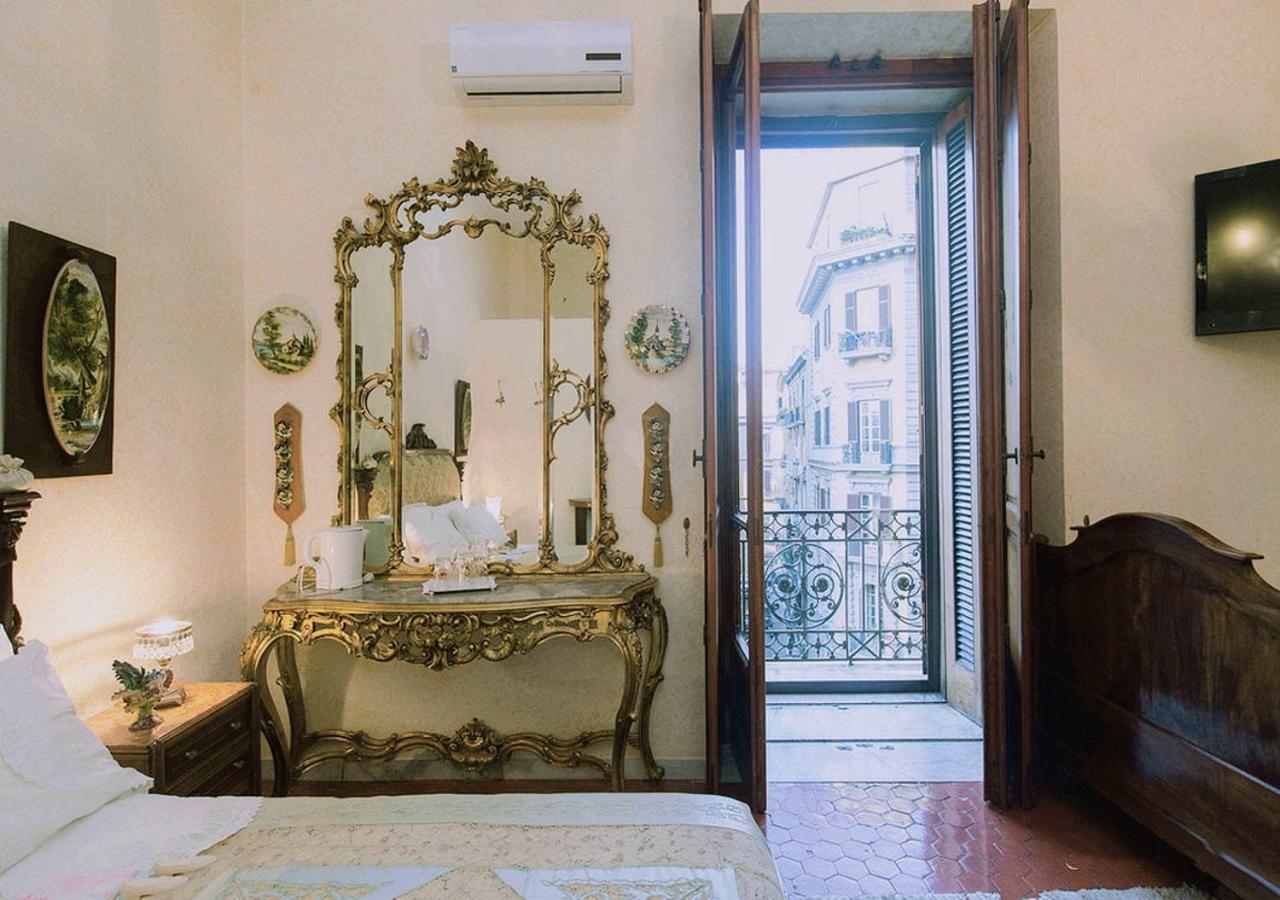 B&B Atmosfere Del Centro Storico Naples Exterior photo