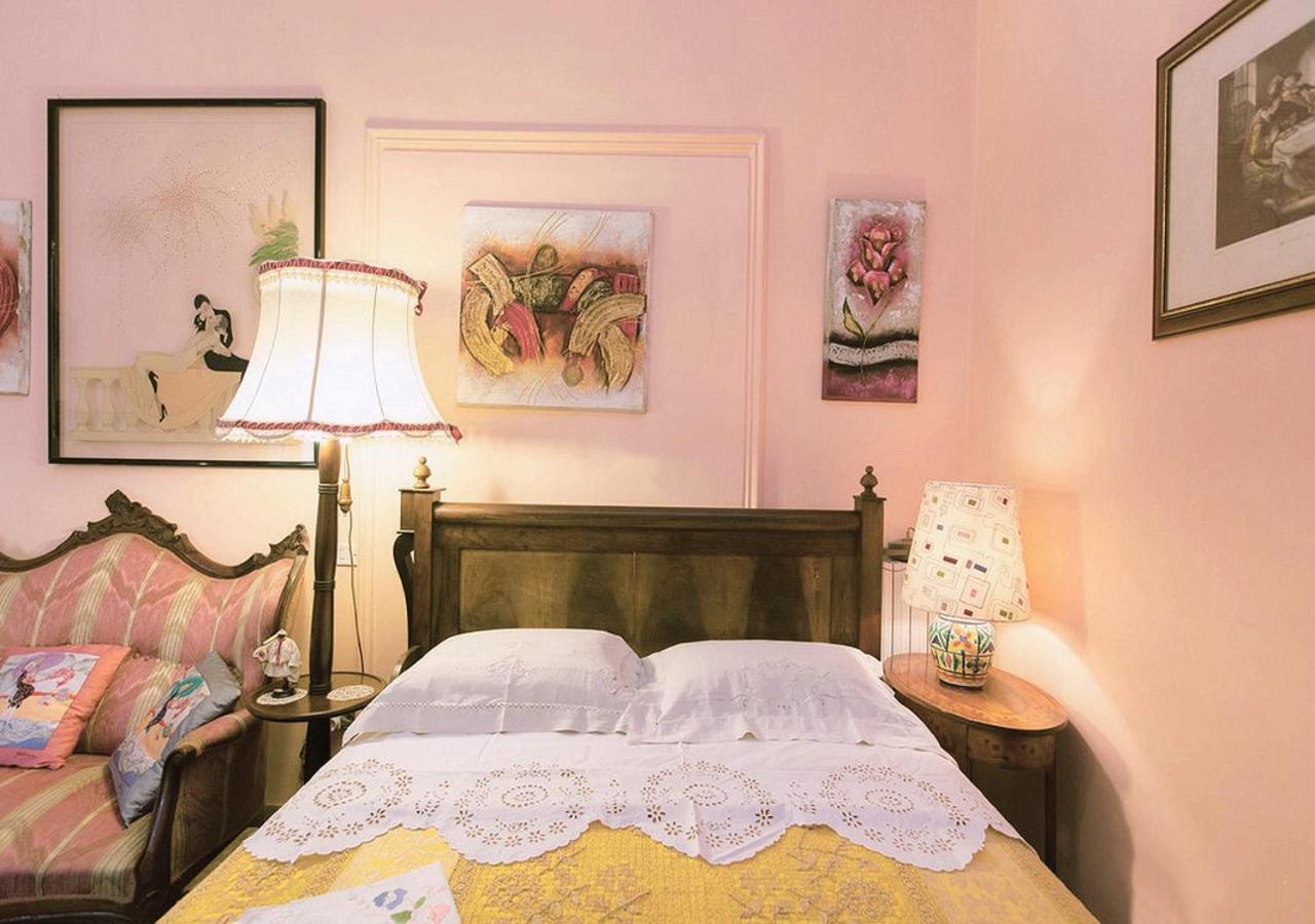 B&B Atmosfere Del Centro Storico Naples Exterior photo
